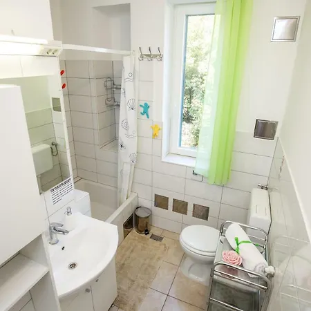 Green Forest 4+2 Apartman *