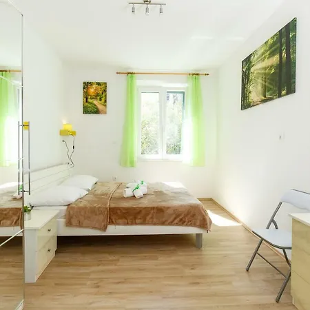 Green Forest 4+2 * Split